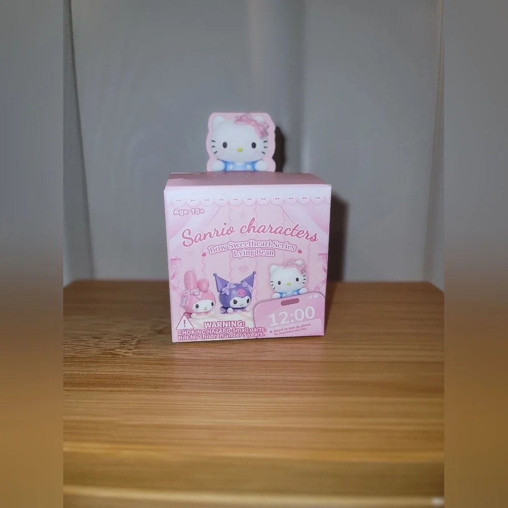 Sanrio Bow Sweetheart Lying Bean Blind Box – MINISO, BNIB